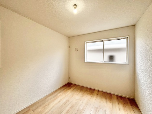 クレイドルガーデン碧南市湖西町第1　全4棟　新築戸建の洋室