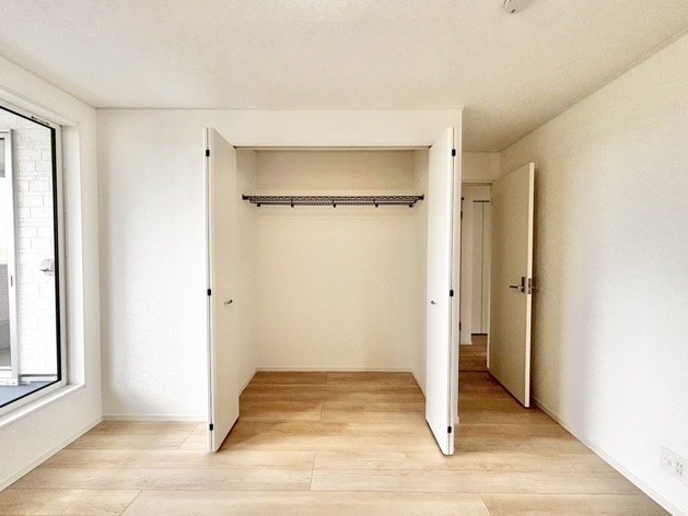 クレイドルガーデン碧南市湖西町第1　全4棟　新築戸建の洋室