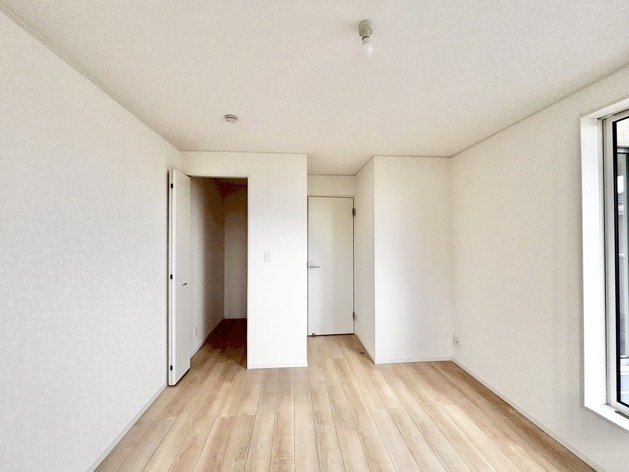 クレイドルガーデン碧南市湖西町第1　全4棟　新築戸建の洋室