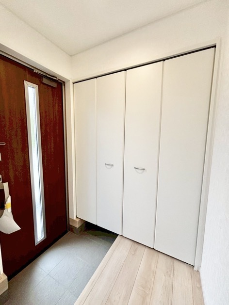 クレイドルガーデン碧南市湖西町第1　全4棟　新築戸建の玄関