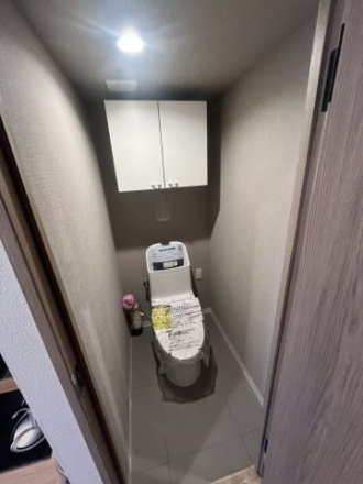 京成サンコーポ稲毛壱号棟のトイレ|ゆったりとした空間のトイレです