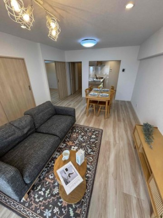 ハイマート西千葉の居間・リビング|こちらの居間で趣味の時間をお楽しみください