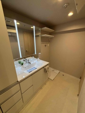 ハイマート西千葉の独立洗面台|独立洗面台、朝の身支度には欠かせません