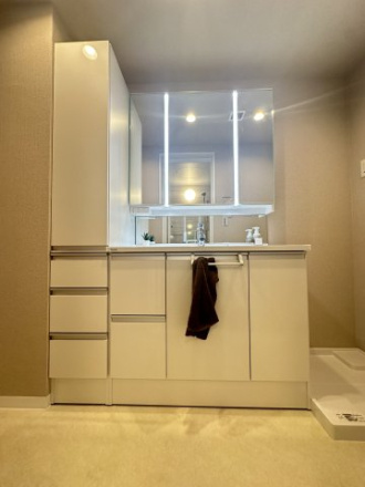 いづみハイツ船橋Ｂ棟の独立洗面台|施工例です