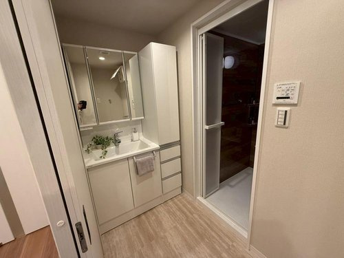 三田狭山ガーデンの独立洗面台|独立洗面化粧台付き