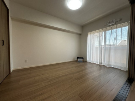 ライオンズマンション津田沼第２の洋室|ゆったりとした洋室です