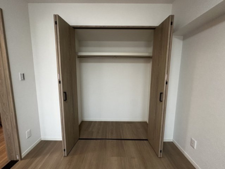 ライオンズマンション津田沼第２の収納|全居室収納スペース付きです