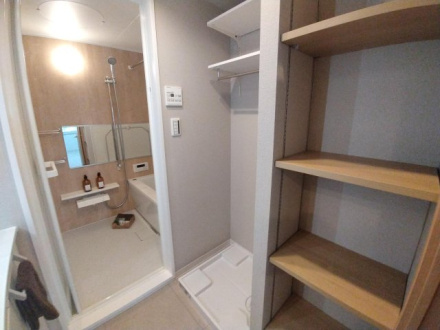 サンライトパストラル五番街Ｂ棟のランドリースペース|ランドリースペース