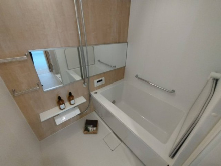 サンライトパストラル五番街Ｂ棟の浴室|落ち着いた空間のお風呂です