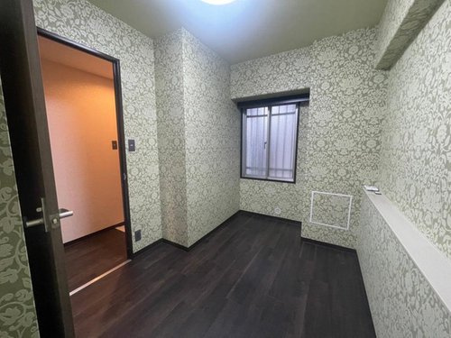 コスモ鶴瀬ステーションスクエアの洋室|落ち着いた色調の洋室です