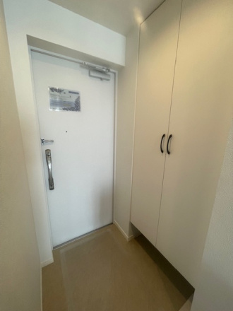 ロータリーパレス浦和西の玄関|靴がたくさん収納できます