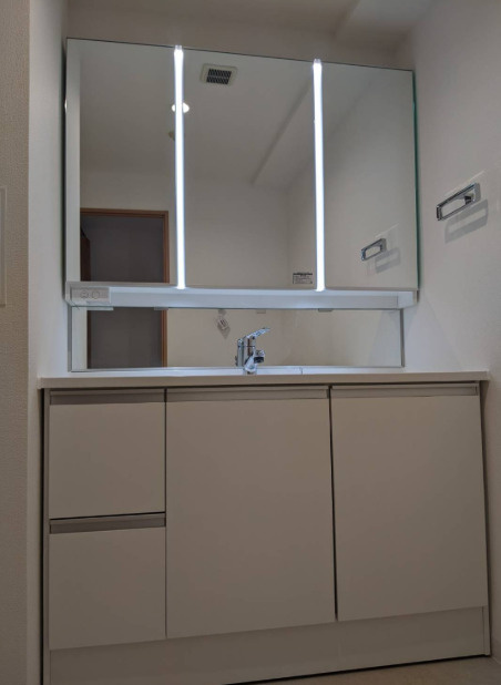 エクセル大宮東３番館の洗面所|スペースが確保できる洗面所です