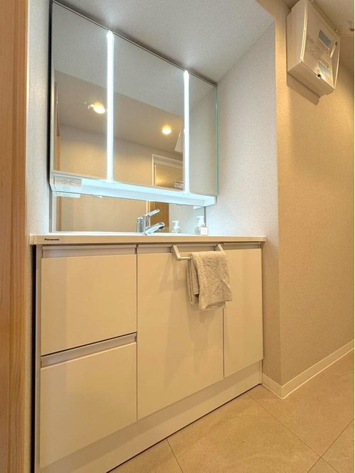 シティパル八柱の独立洗面台|独立洗面化粧台が付いています