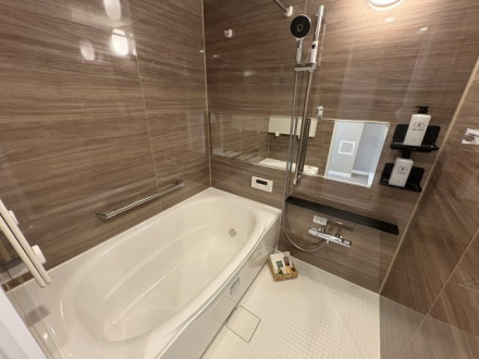 リビオ浦和領家の浴室|全面パネル仕様で高級感があります