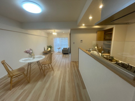 白幡第２コーポサンキョーの居間・リビング|おしゃれなリビングです