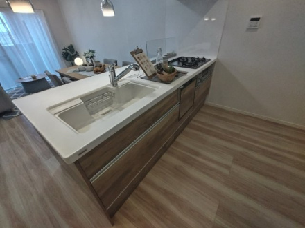 グリーンミユキ川口元郷のキッチン|会話の弾む対面式キッチン