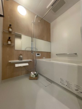 ライネスハイム東浦和の浴室|落ち着いた空間のお風呂です