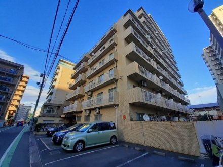 ライオンズマンション本川越の外観|落ち着いた雰囲気の外観です