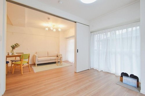 ライオンズマンション本川越の洋室|ゆったりした洋室です