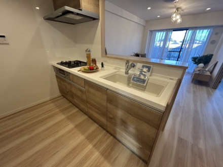 コスモ浦和ガーデンフォルムのキッチン|お料理しやすいキッチンです