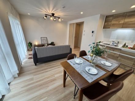 船橋ハイツ６号棟の居間・リビング|使いやすい居間です