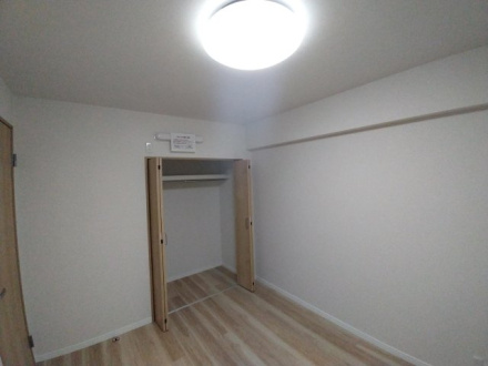 ライオンズマンション西所沢の洋室|全居室収納スペース付きです