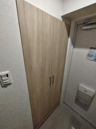 エンゼルハイム浦和中尾の玄関|たくさん靴が収納できる玄関です