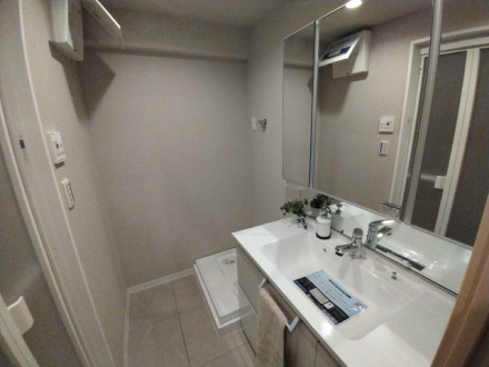 エンゼルハイム浦和中尾の脱衣所|清潔感のある脱衣所です