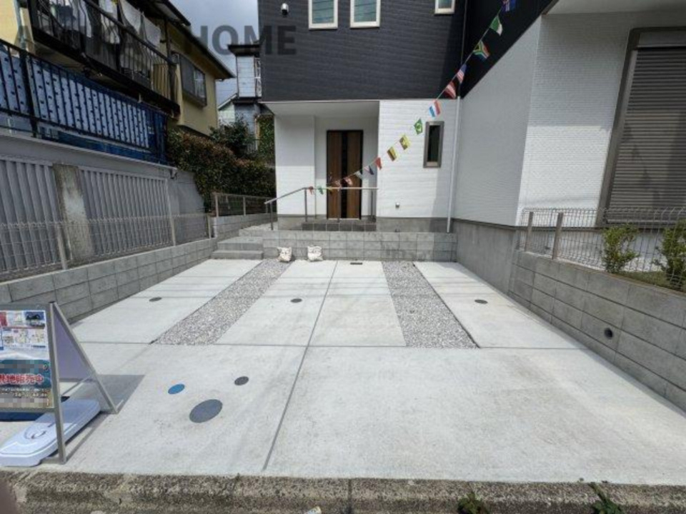 横浜市旭区金が谷　の駐車場