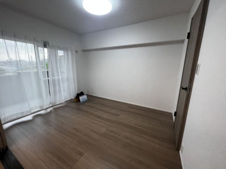 アーベイン朝霞エルディアの洋室|ゆったりした洋室です