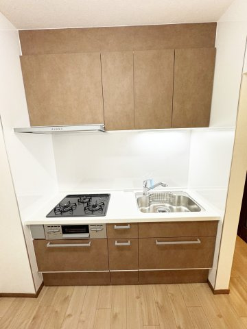 新所沢サンハイツのキッチン|コンパクトなキッチンで掃除もラクラク