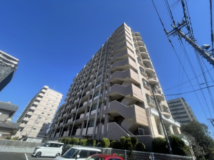ライオンズシティ春日部の外観|「春日部」駅まで徒歩約１１分
小学校までは徒歩約１分です