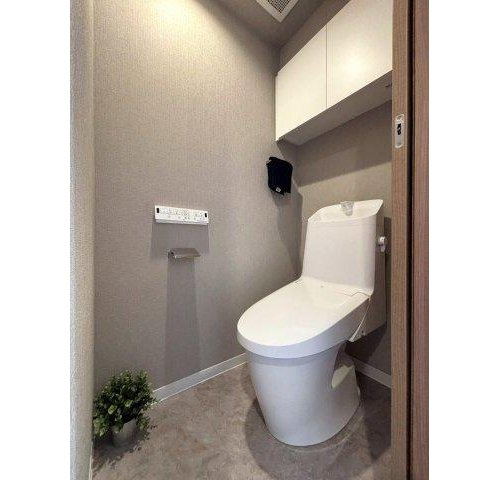 ライオンズシティ春日部のトイレ|ゆったりとした空間のトイレです