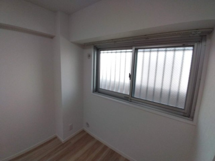 草加松原ハイツＡ棟の洋室|広々とした洋室です