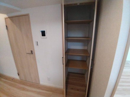 草加松原ハイツＡ棟の収納|大きなスペースがあり、収納には困りません