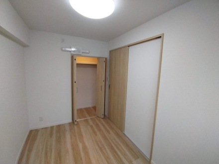 草加松原ハイツＡ棟の洋室|きれいな洋室です