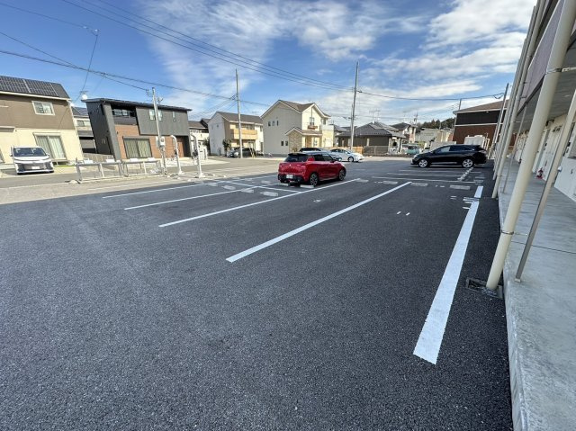 【駐車場】 | メゾン　シュシュ