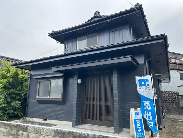 岡谷市川岸中一丁目　中古戸建