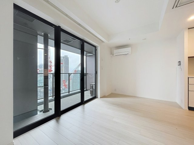 【バルコニー】WORLD TOWER RESIDENCE