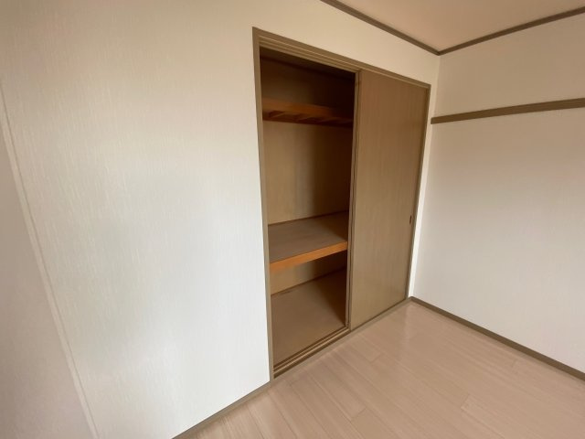 サンハイム下手野　C棟の収納