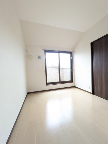 フォレストAの洋室