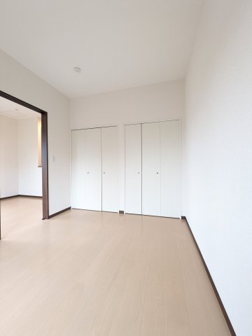 フォレストAの洋室