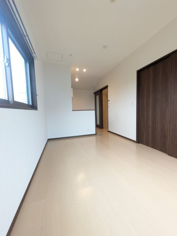 フォレストAの居間・リビング