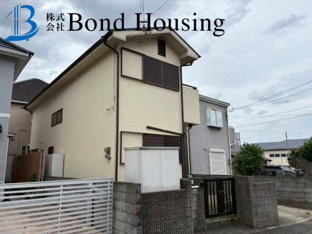 オール電化住宅・全室収納付き・魚住町清水　築29年の外観