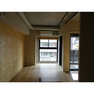【居間・リビング】 | デュオフラッツ西新WEST | 別号室の写真になります。現況優先。