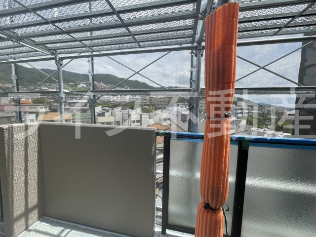 フォルム石切さくら坂の展望|外からの目が気にならないバルコニーで洗濯物が干せます