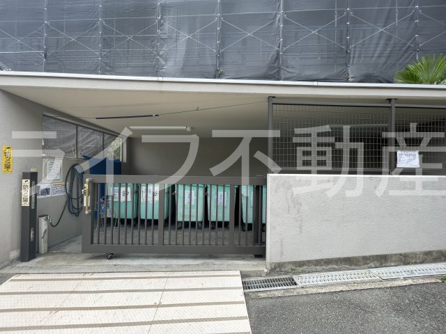 フォルム石切さくら坂のエントランス|毎日通るエントランスはこのようになっています