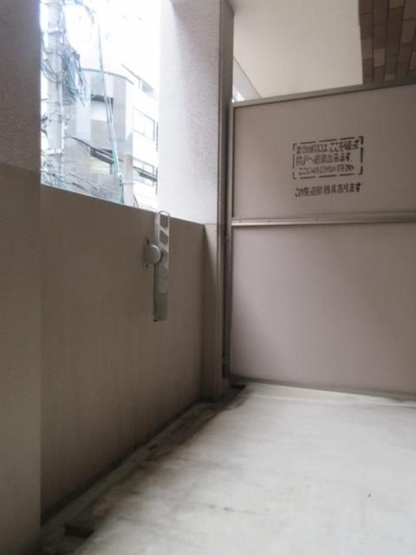 【バルコニー】 | ビーワイマンションけやき通り | 別号室の写真になります。現況優先。