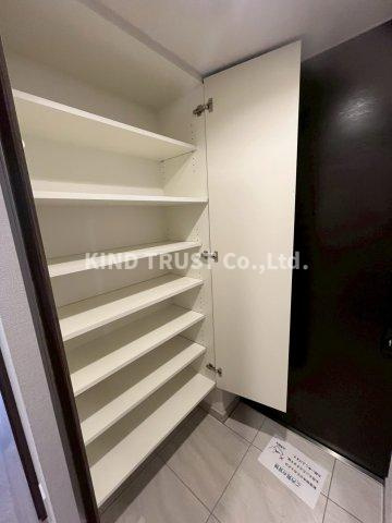 クレストコート堂島の収納|ちょっとした収納スペースも充実しています