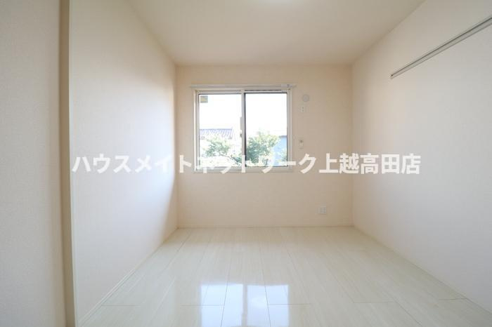 ライフコート上越の内装|洋室